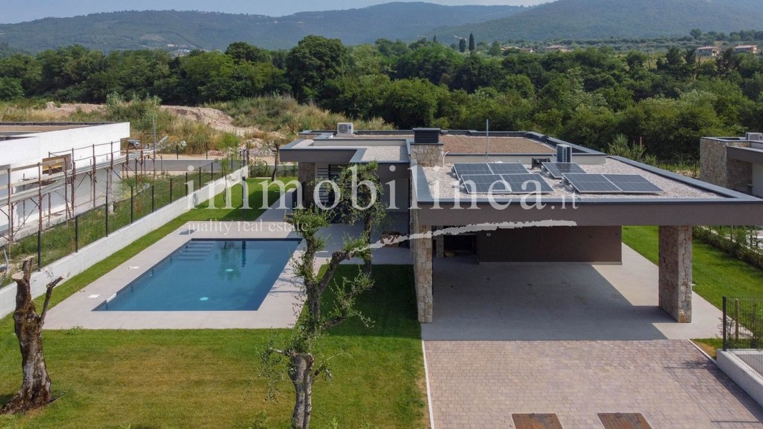 Villa in Costermano sul Garda, Veneto, Italy 1 - 16555989
