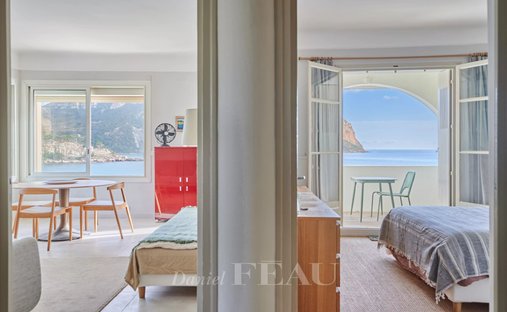 Castle for Sale in Cassis, Provence-Alpes-Côte d'Azur, France