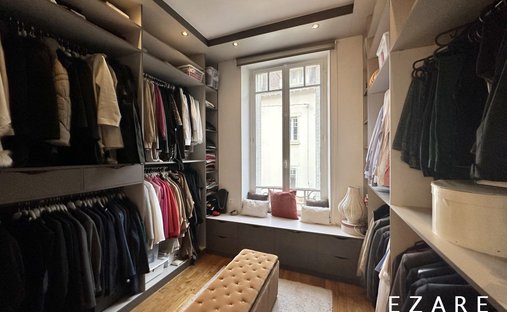 Castle for Sale in Dijon, Bourgogne-Franche-Comté, France