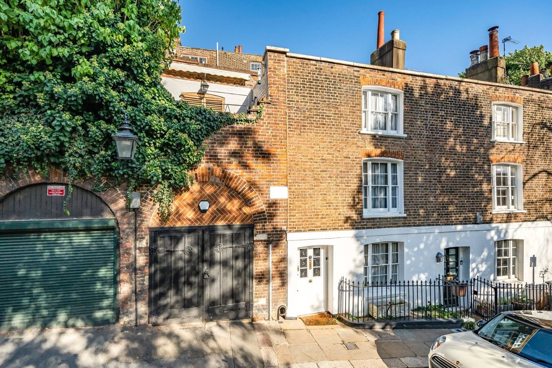 House in Hampstead, Camden, England 1 - 16891563