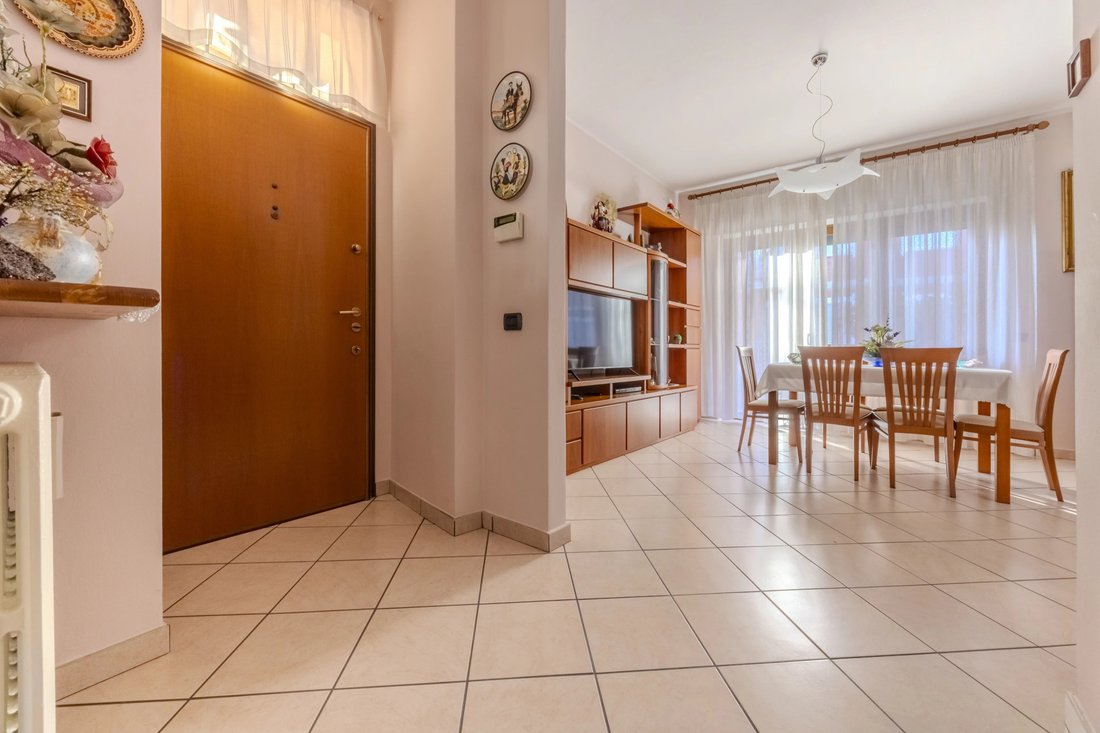 Villa in Novate Milanese, Lombardy, Italy 3 - 16892766
