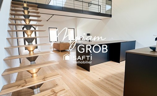 Early 20th Century Character Château In The Heart Of The Quercy Blanc