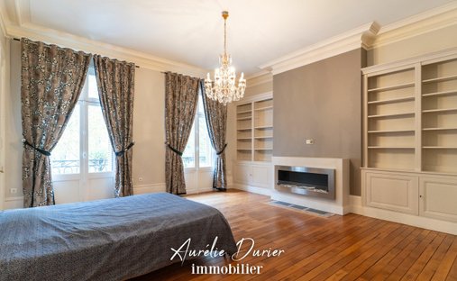 Castle for Sale in Tours, Centre-Val de Loire, France