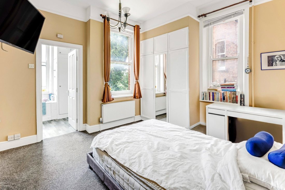 Apartment in West Hampstead, Camden, England 3 - 16891176