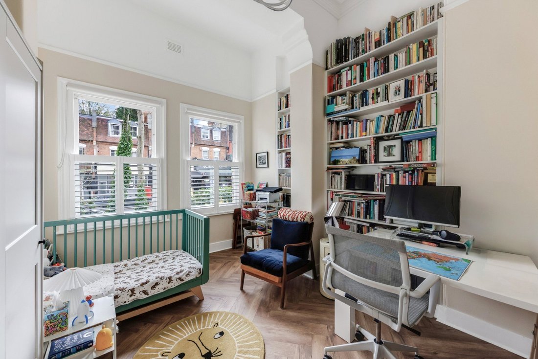 Apartment in Hornsey Rise, Islington, England 4 - 16891713