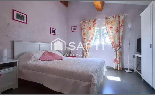 Castle for Sale in Aubagne, Provence-Alpes-Côte d'Azur, France