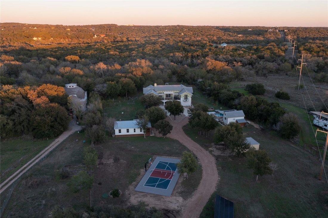 House in Driftwood, Texas, United States 3 - 16891581