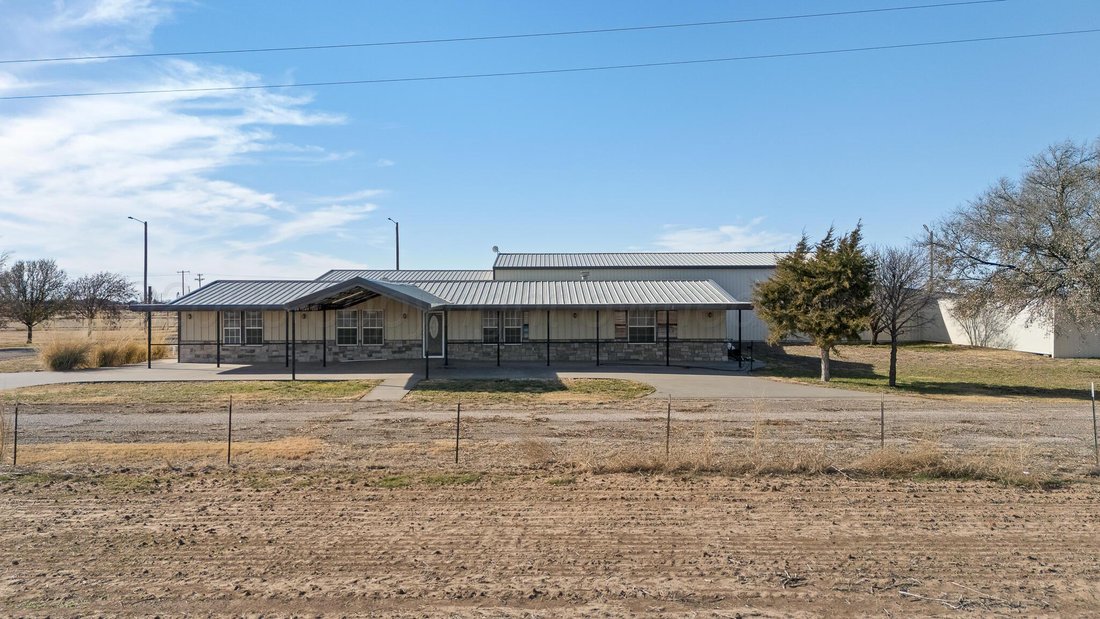 House in Amarillo, Texas, United States 2 - 16890928