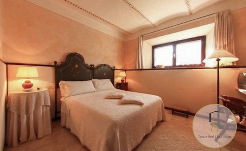 Castle for Sale in Lesa, Italy