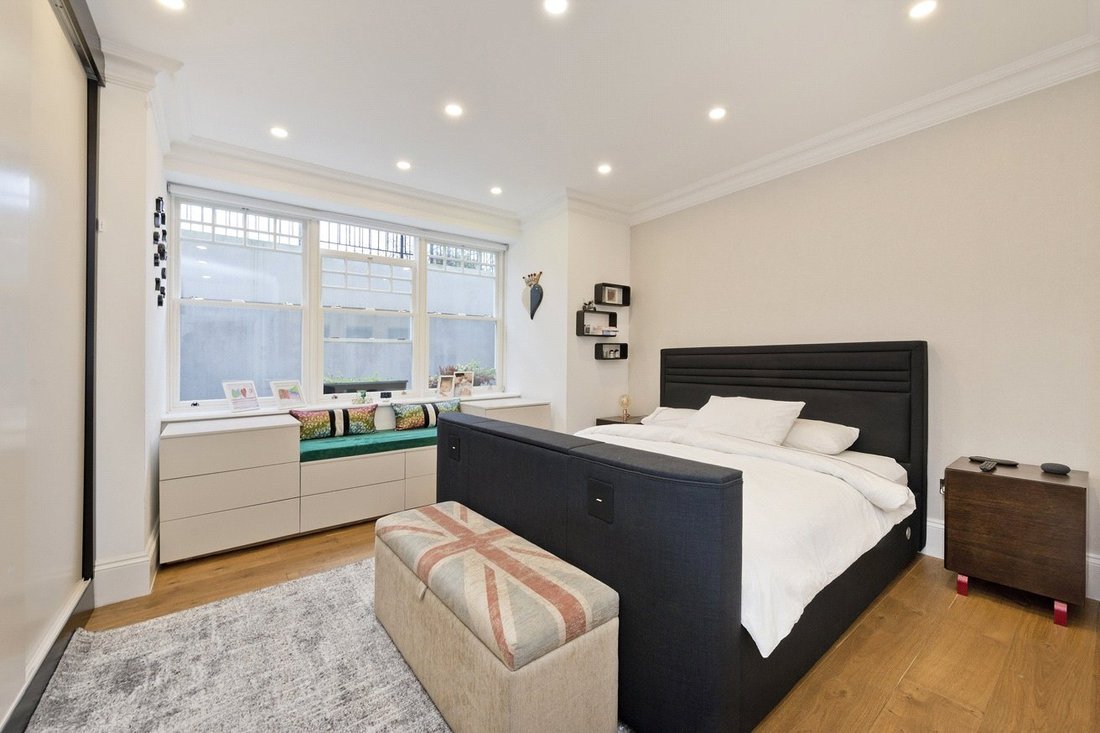 Apartment in Holly Village, Haringey, England 4 - 16890953