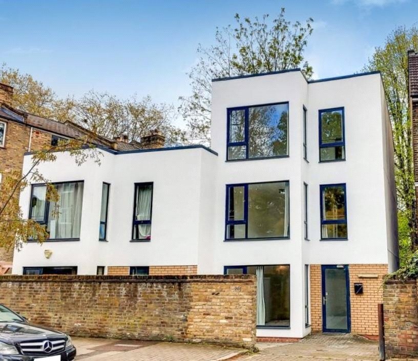 House in Clapton, Hackney, England 1 - 16891183