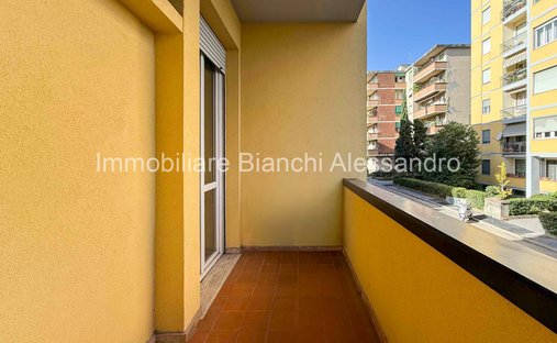 Castle for Sale in Tuscany, Italy