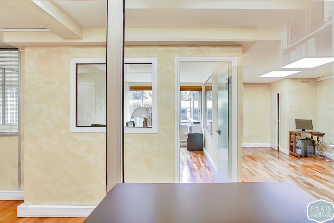 Apartment in Côte Saint Louis, Garches, France 2 - 16891341