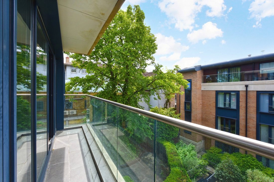 Apartment in Primrose Hill, Camden, England 4 - 16891000