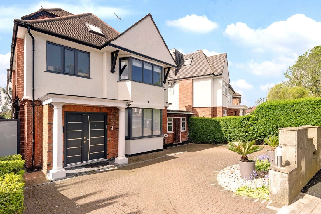 House in Temple Fortune, Barnet, England 1 - 16891530