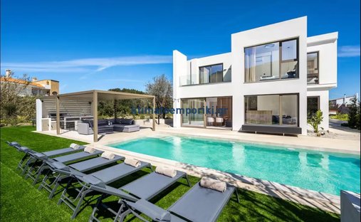 Villa in Rhodes, Aegean, Greece 1