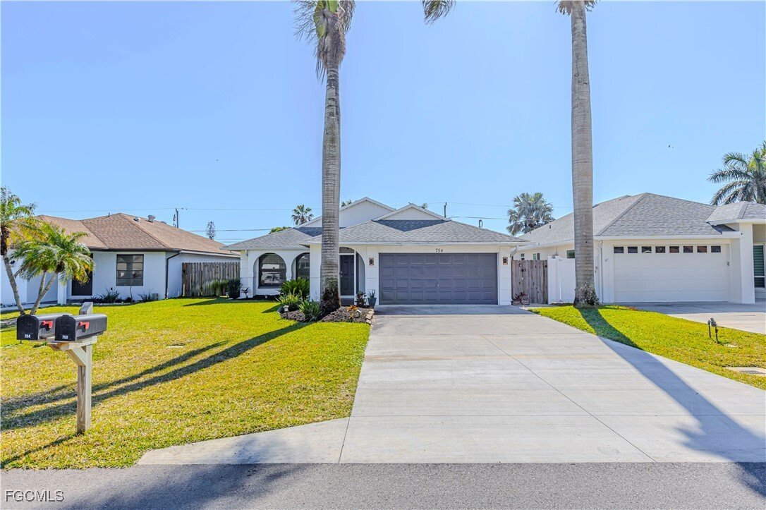 House in Naples, Florida, United States 3 - 16891694