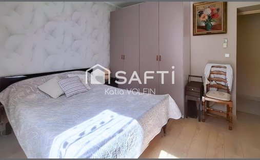 Castle for Sale in Aubagne, Provence-Alpes-Côte d'Azur, France