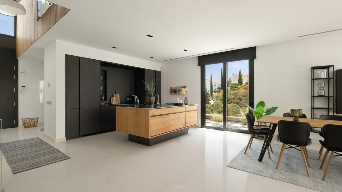 Villa in Elviria-Cabopino, Marbella, Spain 4 - 16892193