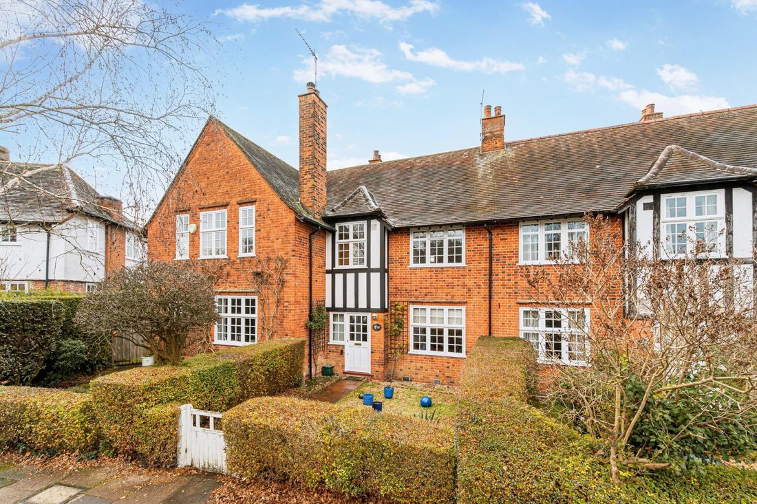 House in Ealing (London Borough of Ealing), Ealing, England 2 - 16892710