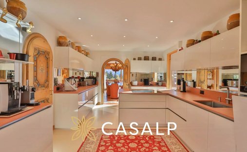 Castle for Sale in Begnins, Switzerland