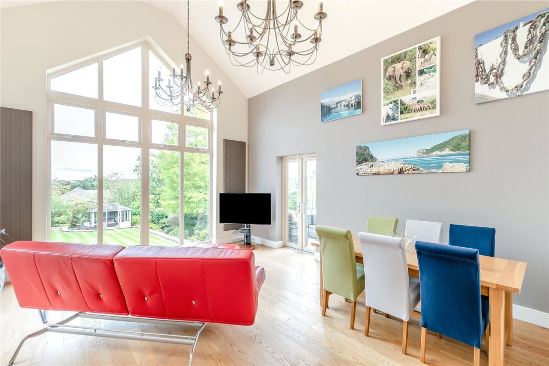 House in Harrogate, England 2 - 16720823