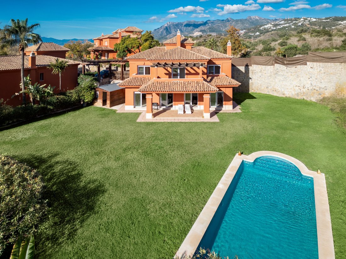 Villa in Marbella, Andalusia, Spain 1 - 16892828