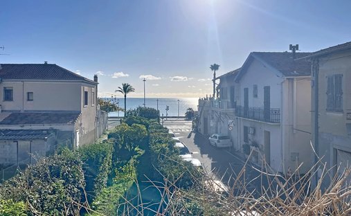 House in Cros de Cagnes-RN, Cagnes-sur-Mer, France 1