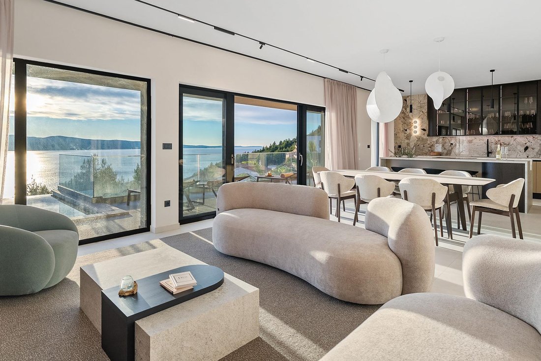 Villa in Grad Omis, Split-Dalmatia County, Croatia 2 - 16893428