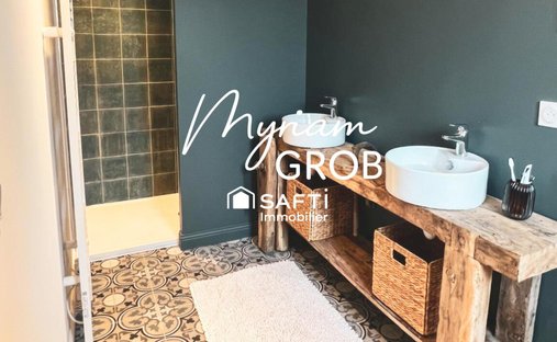 Early 20th Century Character Château In The Heart Of The Quercy Blanc