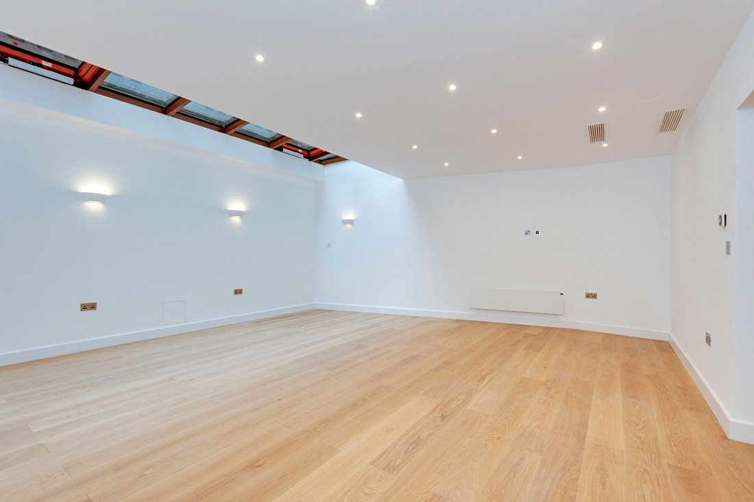 Townhouse in Temple Fortune, Barnet, England 4 - 16891133