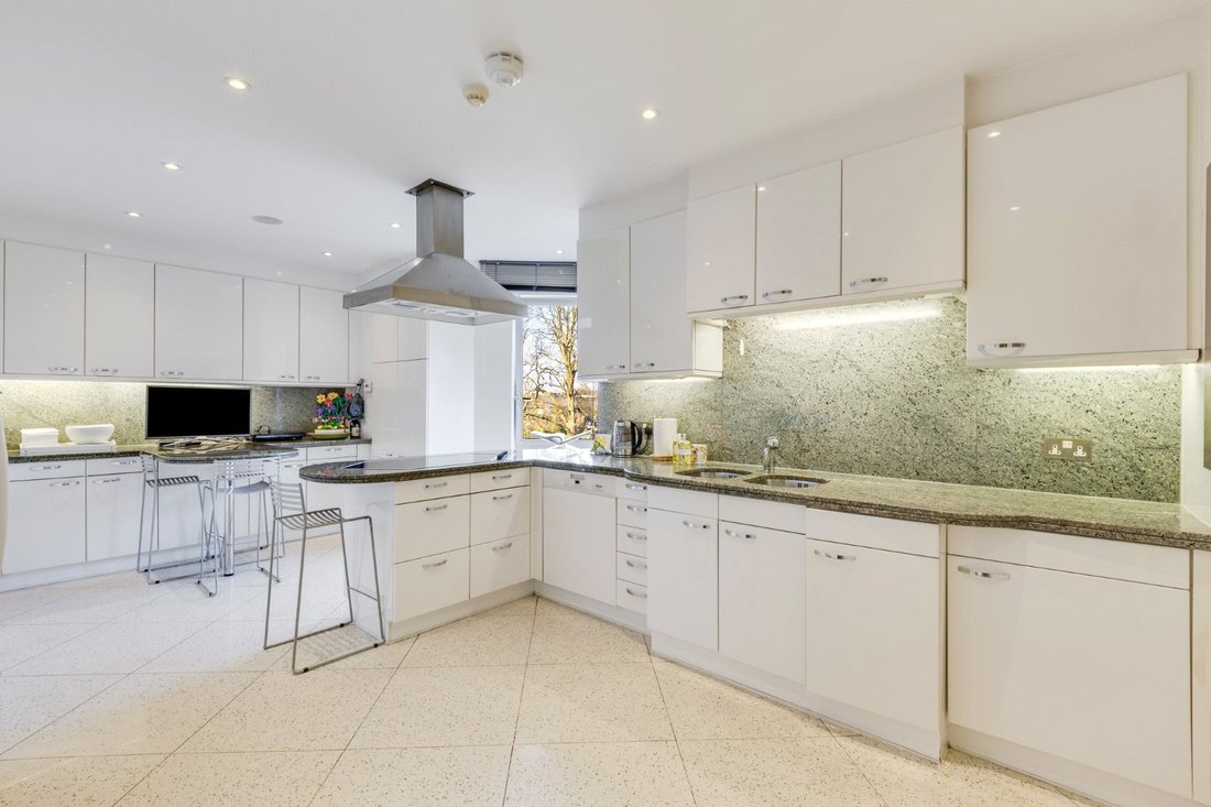 Apartment in Hampstead, Camden, England 5 - 16891678