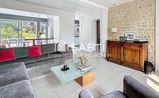 20 Minutes From The Sea : 19th C. Neogothic Style Chateau In Normandy