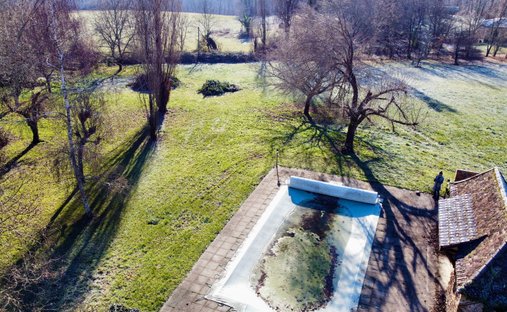 Castle for Sale in Le Bugue, Nouvelle-Aquitaine, France