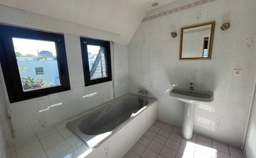 Château Vannes 622.0 Sqm 12 Bedrooms