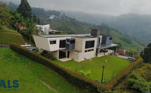 House in Envigado, Antioquia, Colombia 1