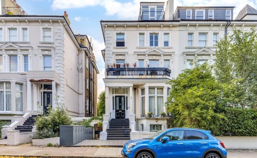 Apartment in Belsize Park, Camden, England 1