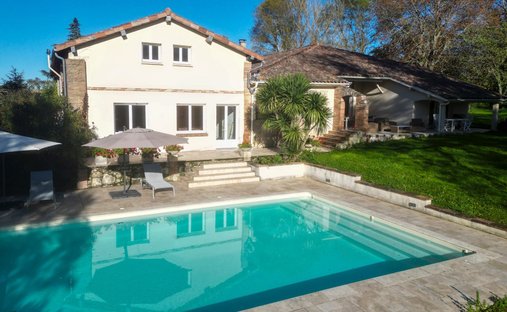 Maison à Lias, Occitanie, France 1