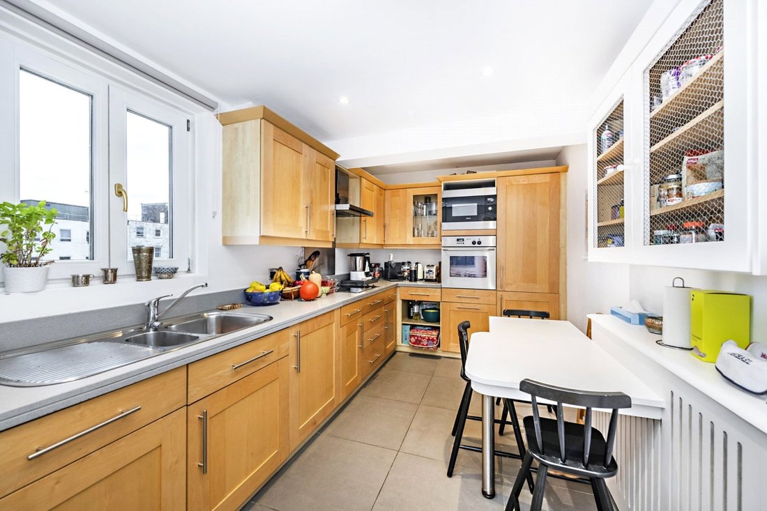 Apartment in Hyde Park, Westminster, England 3 - 16891436