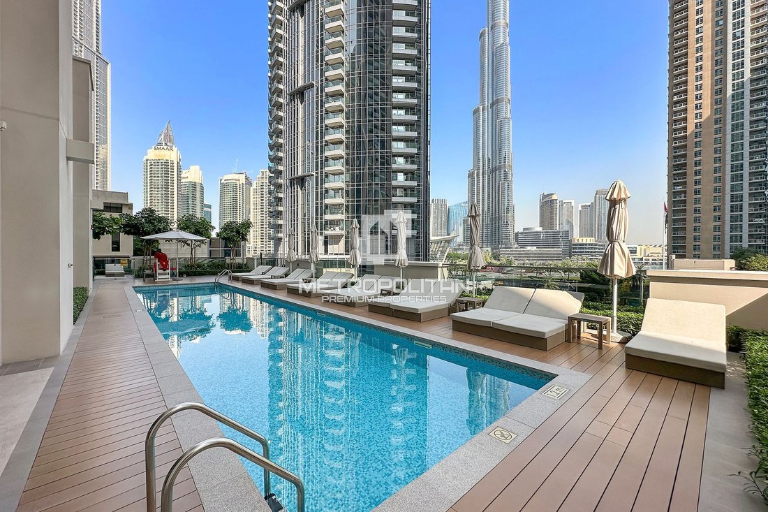 Apartment in Burj Khalifa Lake, Downtown Dubai, Dubai 2 - 16892190