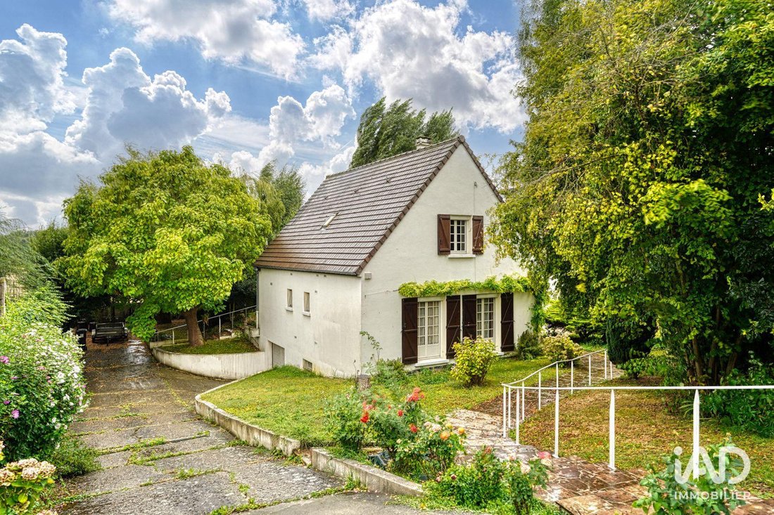 House in Belloy-en-France, Ile-de-France, France 2 - 16892628