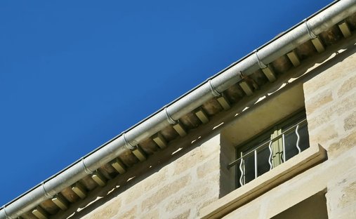 Sale Of Château Uzes, 295m² 11 Rooms €1,700,000 With Terrace