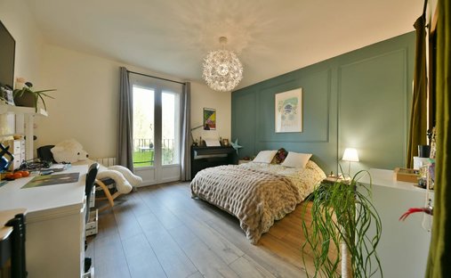 Sale Of Château Uzes, 295m² 11 Rooms €1,700,000 With Terrace