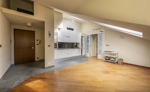 Castle for Sale in Lesa, Italy