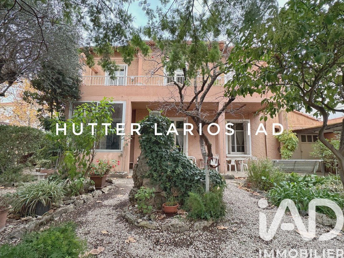 House in Hyeres, Provence-Alpes-Côte d'Azur, France 3 - 16892662