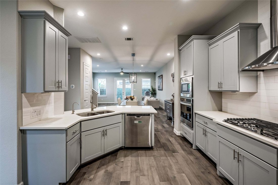 House in Houston, Texas, United States 2 - 16892492