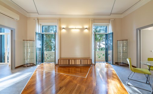 Castle for Sale in Montalto Dora, Italy