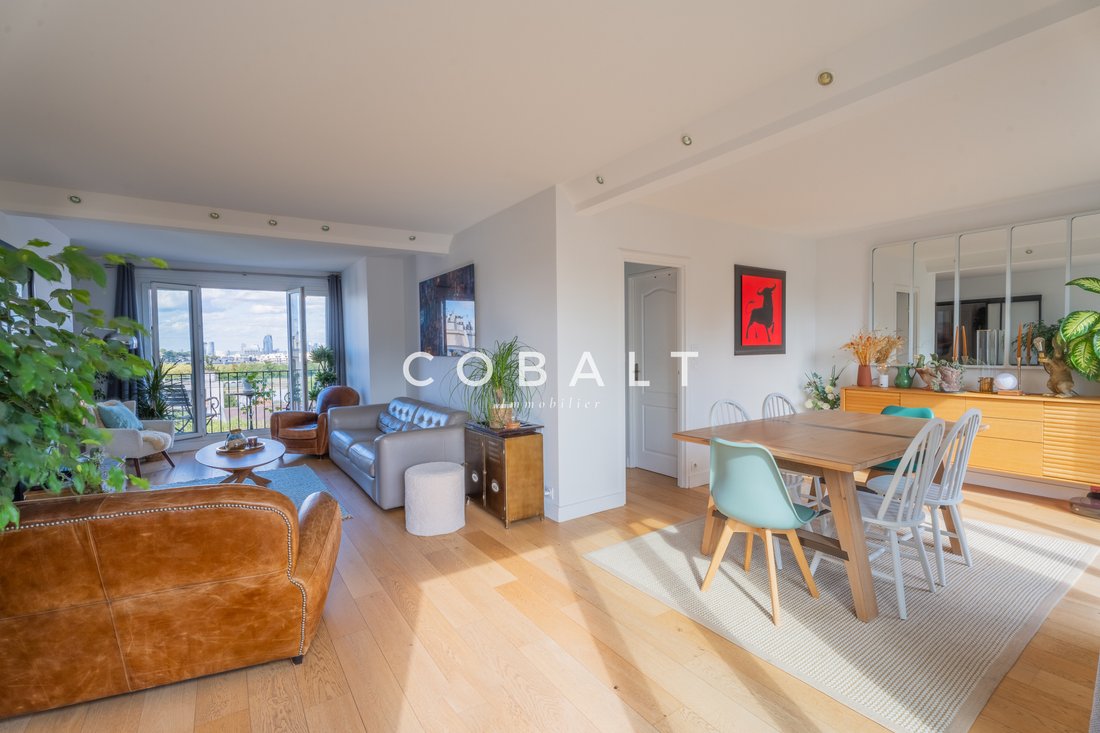 Apartment in Saint-Cloud, Ile-de-France, France 1 - 16891331