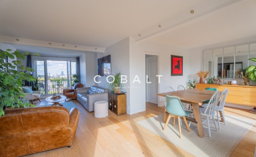 Apartment in Saint-Cloud, Ile-de-France, France 1
