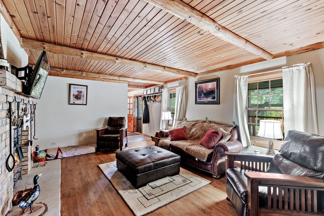 House in Wauconda, Illinois, United States 5 - 16892317